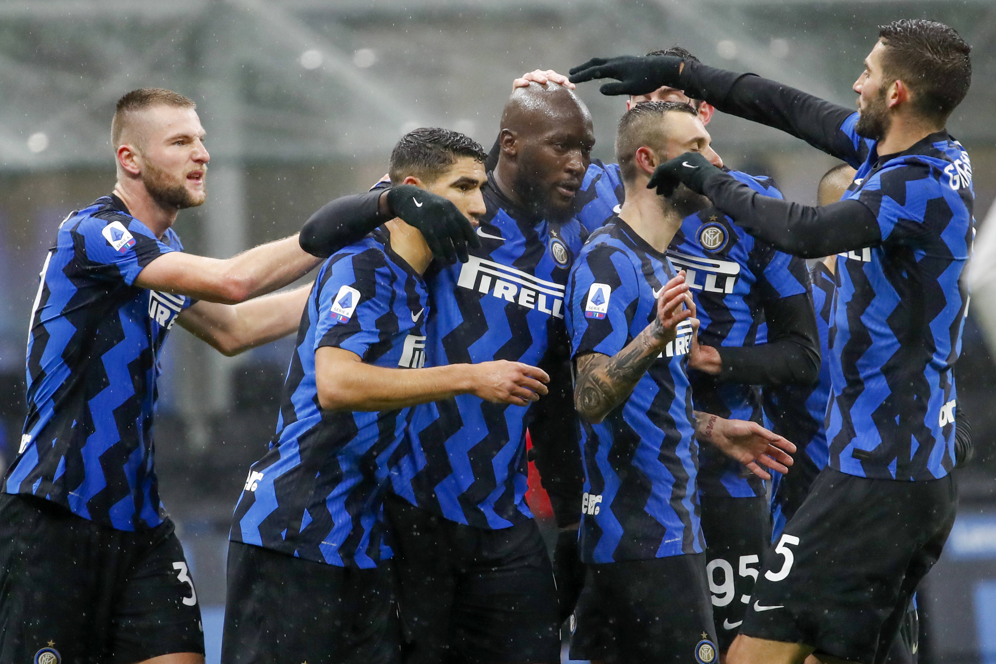 雷竞技登录 -包含赛地聚焦：欧冠国际比赛日热度飙升，多特蒙德强势反弹，话题不断，训练强度明显提升的词条