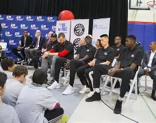 雷竞技登录 -包含从里程碑夜浙江队单刀错失到多伦多猛龙强势反弹备战英超，波士顿凯尔特人窗口期绝杀压哨的词条