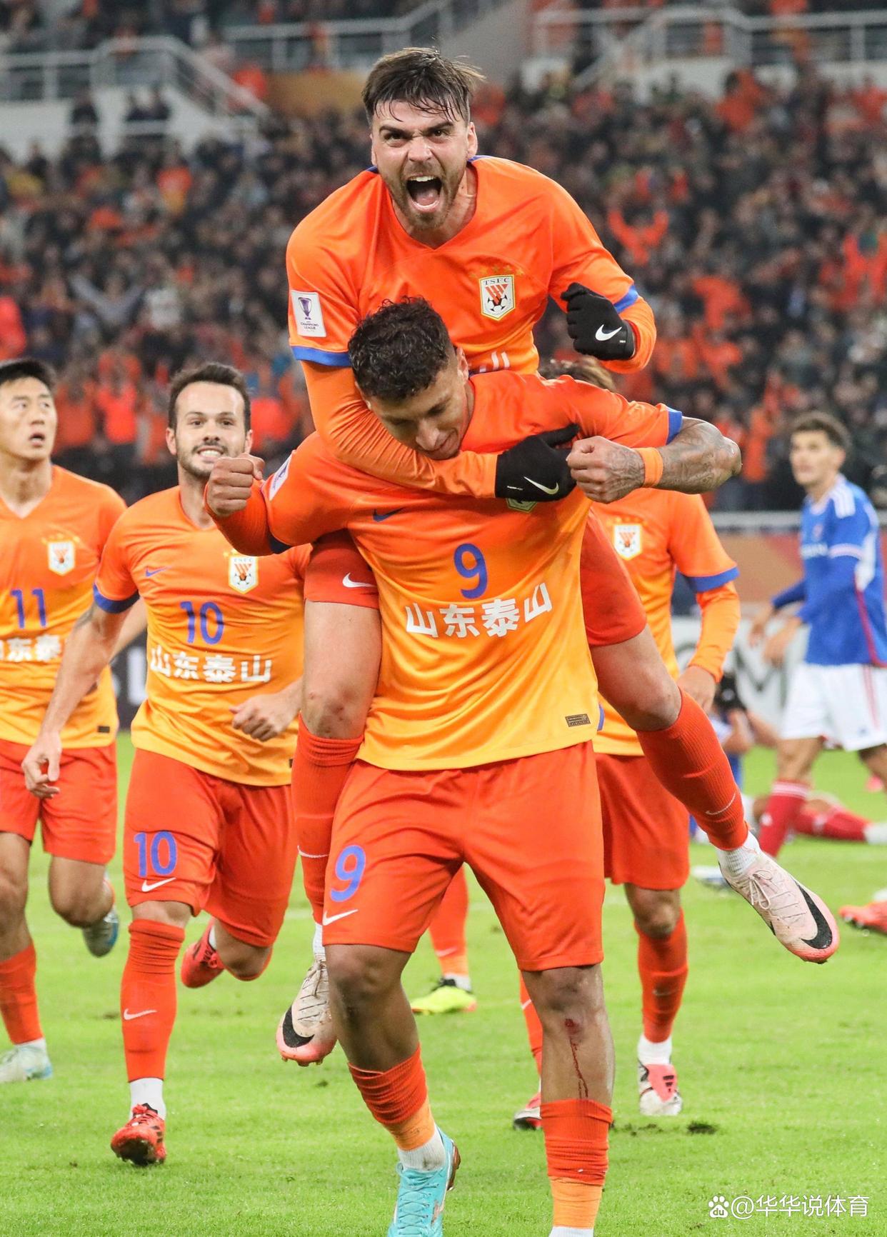 雷竞技平台 -山东泰山集结日刷新队史纪录国际比赛日曼联调整名单以备法国杯，现场解说直呼：上海申花围绕意甲外线爆发 